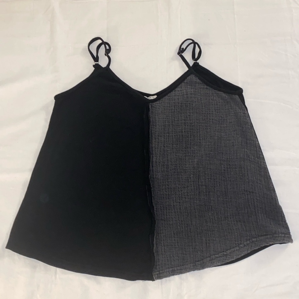 POL Color Block Flowy Cami - Picture 7 of 13